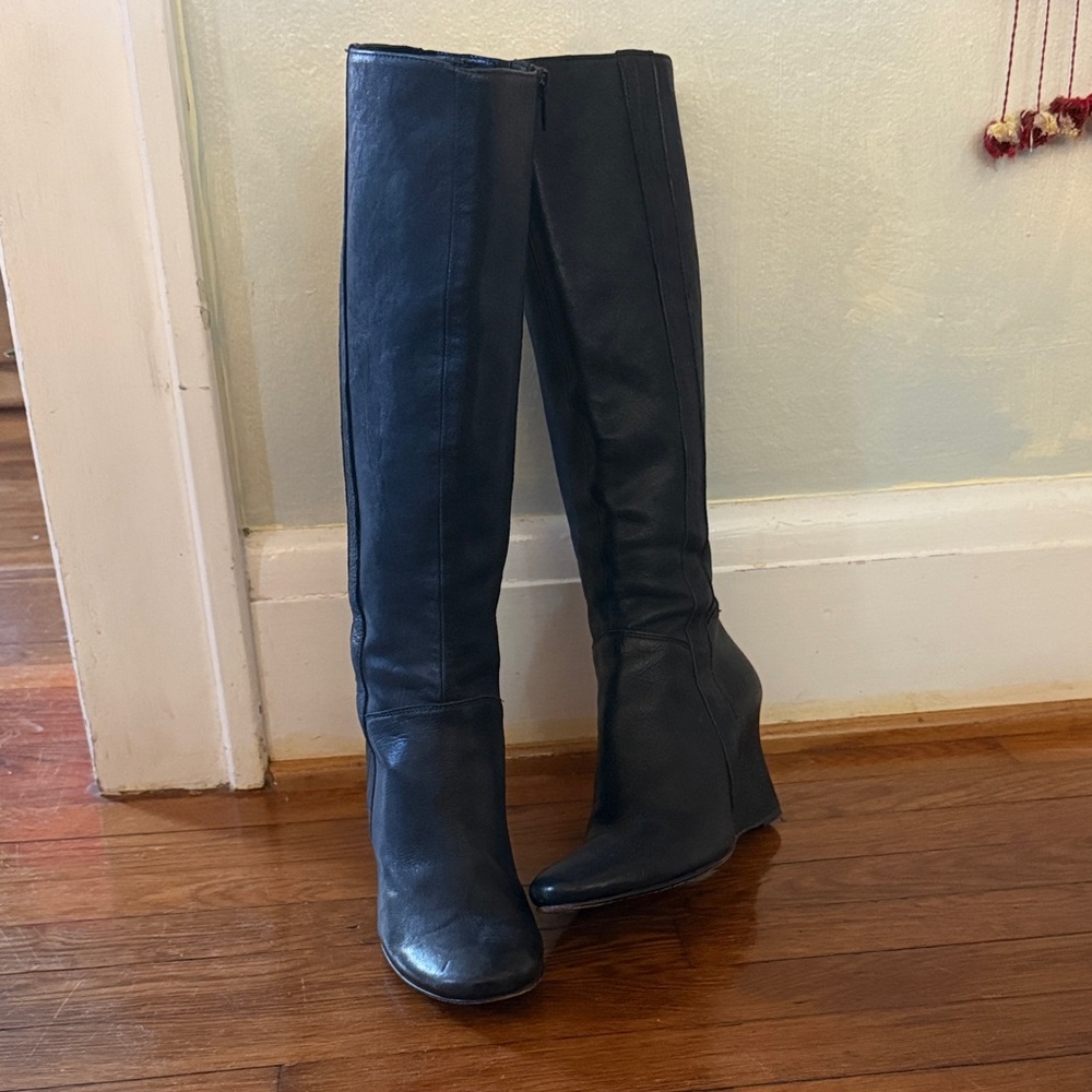 Vintage Kenneth Cole New York Black Wedge Boots circa 2003